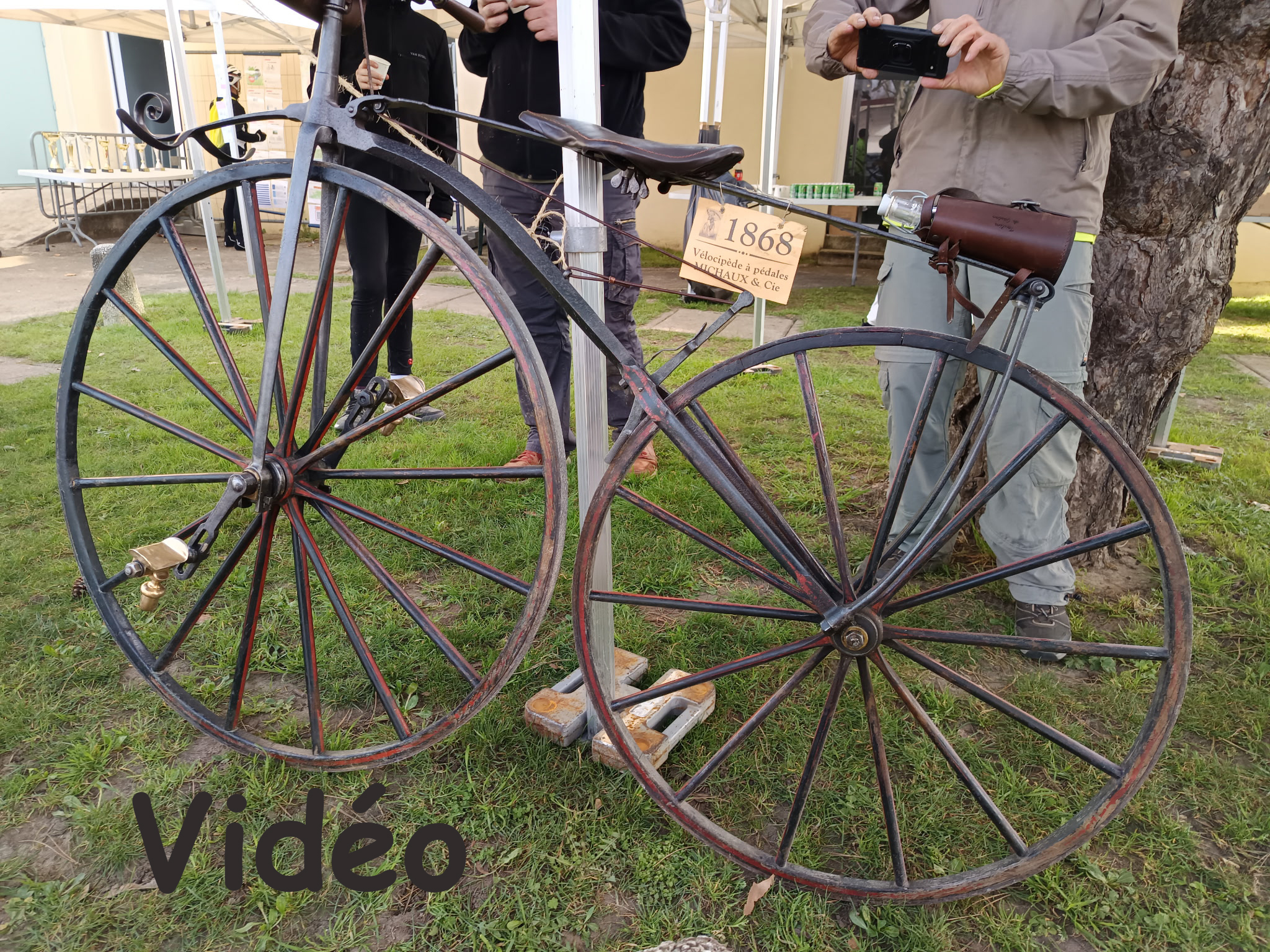 self-video-thumbnail